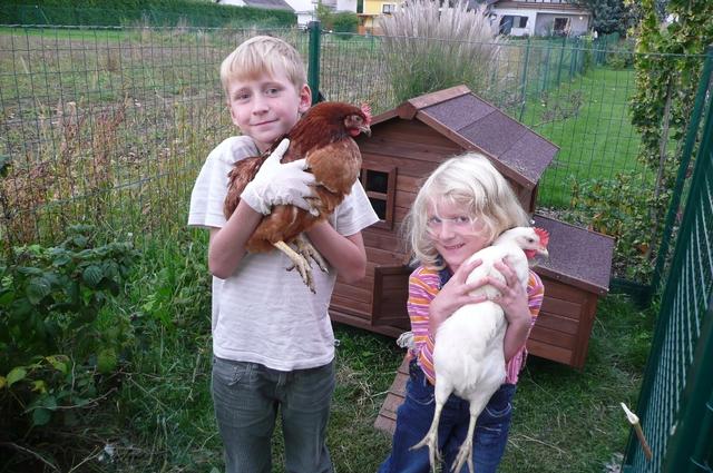Glücklich mit den Haustieren, Noah und Judith | Foto: Maria Salzger-Aichhorn