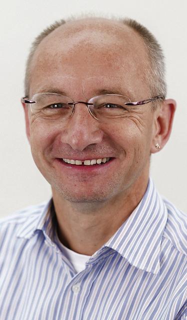 Ewald Mussi ist Pfarrer von Wildon und Geörlosenseelsorger in der Diözese Graz-seckau
