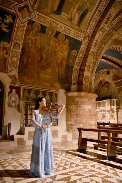 Am 27. September 2018 spielt sie zu Ehren des Heiligen in Assisi. | Foto: H. Usami