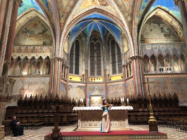 In Assisi wird Tomoko Mayeda getauft. | Foto: H. Usami