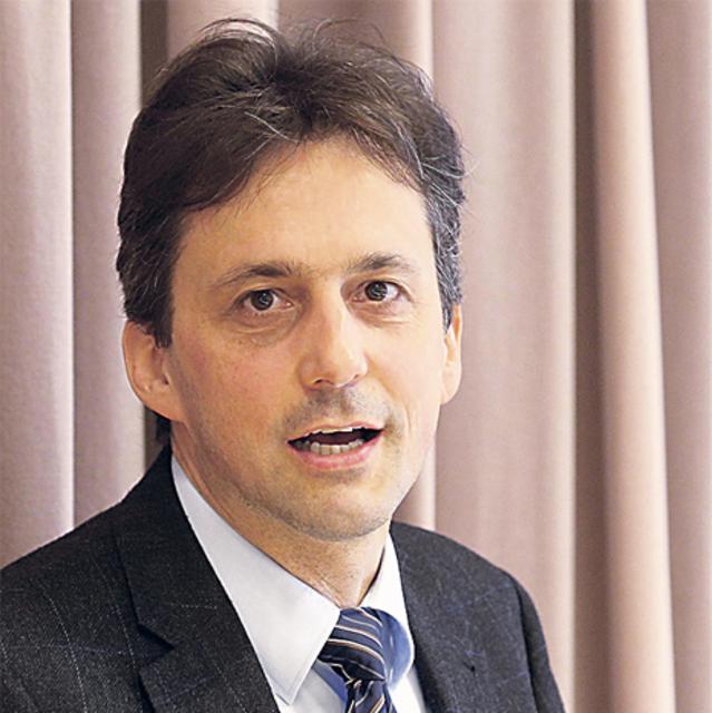 Reinhold Esterbauer, Univ.-Prof. für Philosophie an der Theologischen Fakultät Graz, nimmt zum Umgang mit „Corona“ Stellung.