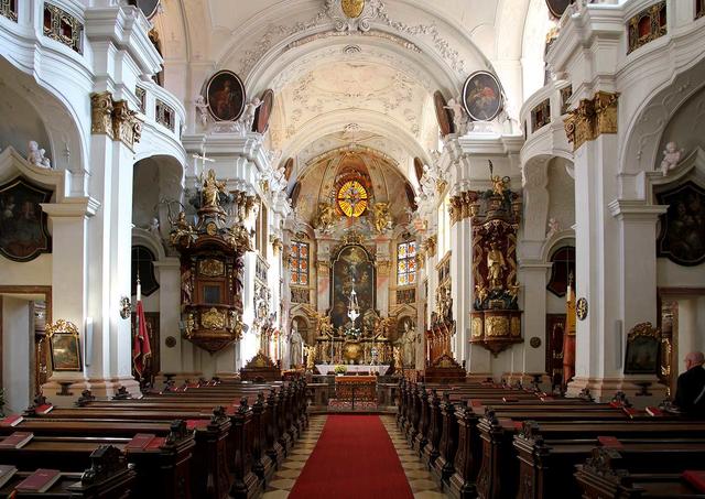 Innenansicht der ehemaligen Stiftskirche | Foto: Von Bwag - Eigenes Werk, CC BY-SA 3.0, https://commons.wikimedia.org/w/index.php?curid=17008147