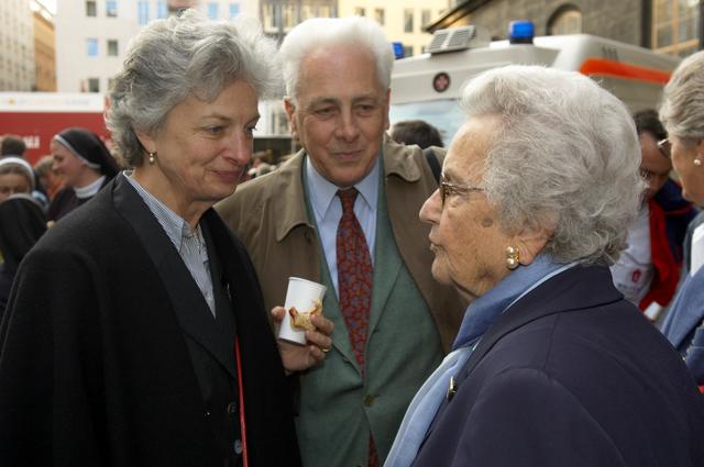Henriette und Karl Ernst Blanckenstein mit Eleonore Schönborn; Wien, 1.10.2005 | Foto: kathbild.at / Franz Josef Rupprecht