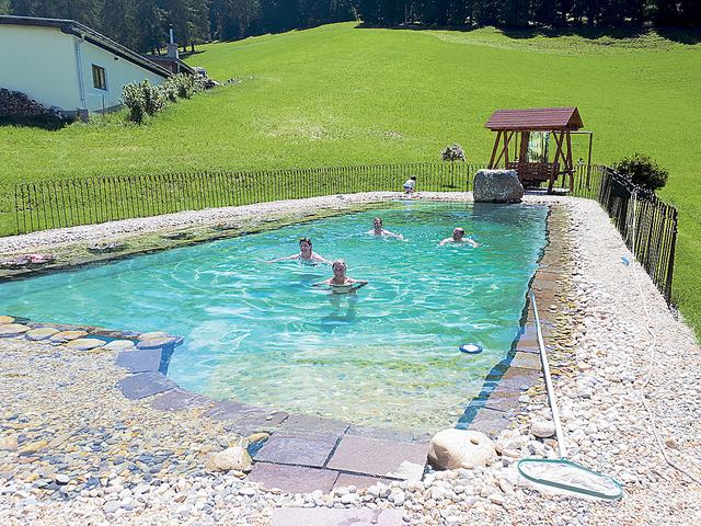 Eine willkommene Abkühlung nach der langen Auffahrt zum Alten Almhaus und der Abfahrt über Gaberl und Kleinfeistritz.