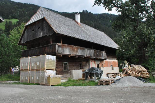 Das Wohnhaus der Eltern des seligen Engelbert Kolland steht jetzt in Zell am Ziller. Bald öffnet es als Engelbert-Museum. | Foto: RB/Pfennig