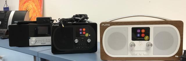 Eine kleine Auswahl an vielfach recht stylischen Geräten für den digitalen Radioempfang
