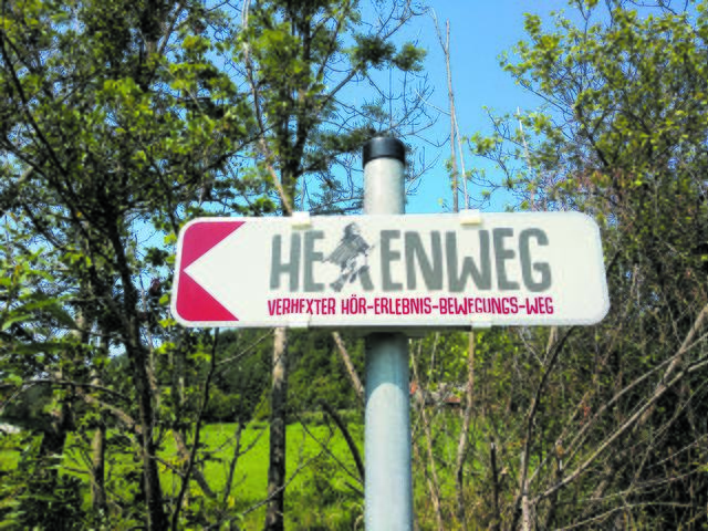 Der Hexenweg ist gut beschildert | Foto: Andrea Harringer