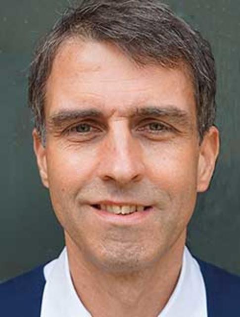 Christian Steinschaden, Geboren: 6. Oktober 1976 
Familienstand: verheiratet, zwei Kinder
Beruf: Angestellter
Einsatzort: Pfarrverband Fels/Gösing/Grafenwörth/Feuersbrunn
Mein Lieblings-Buch: Rod Dreher, Die Benedikt-Option
Lieblingsheilige(r): Benedikt von Nursia 
Bibelstelle: Römer 5,5,
Ich lasse mich zum Ständigen Diakon weihen, weil ich hoffe, Gott so besser dienen zu können. | Foto: privat