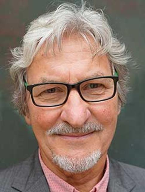 Adalbert Havlicek, Geboren: 18. Februar 1951 
Familienstand: verheiratet, vier Kinder 
Beruf: Tischlermeister im Ruhestand
Einsatzpfarre: Brunn am Gebirge
Mein Lieblings-Buch: Richard Rohr, Pure Präsenz
Lieblingsheilige(r): Katharina von Siena 
Bibelstelle: Psalm 30,12
Ich lasse mich zum Ständigen Diakon weihen, weil ich was für die Menschen tun will, wo aber auch Spirituelles nicht fehlen darf. | Foto: privat