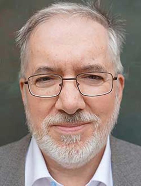 Peter Bartsch, Geboren: 24. Februar 1956 
Familienstand: verheiratet, zwei Kinder 
Beruf: Allgemeinmediziner (Mag. Dr.) auf dem Weg in die Pension
Einsatzpfarre: Marienpfarre (Wien 17) bzw. Seelsorger für die St. Elisabeth-Stiftung
Mein Lieblings-Buch: Gedichte von Mathias Claudius
Lieblingsheilige(r): Petrus und Lukas
Lieblings-Bibelstelle: 1 Joh  3,1 
Ich lasse mich zum Ständigen Diakon weihen, weil ich mein Leben Gott schenken möchte (hoffend, dass ich dazu fähig bin) – und das durch das Diakonat „kirchlich-offiziell“. | Foto: privat