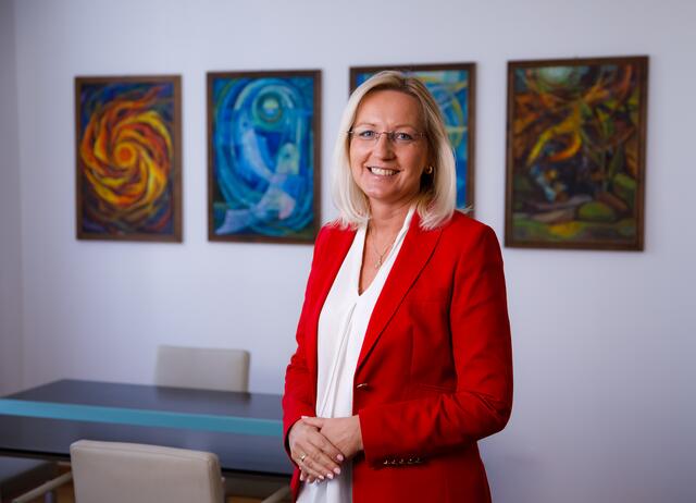In der Privatklinik der Kreuzschwestern: Mag. Eva Heigl, Vorstand für die Betriebe und Unternehmen des Ordens in Österreich und Bayern.