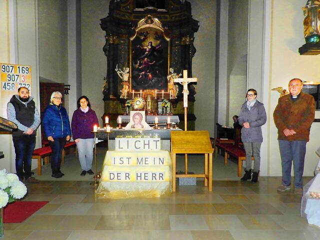 "Nacht der 1000 Lichter" in der Pfarrkirche Schrems | Foto: Karl Tröstl