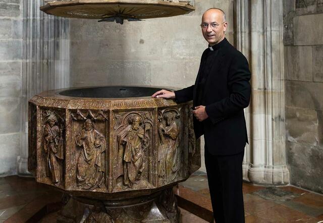 Arbeitsort Stephansdom  Toni Faber in der Katharinenkapelle | Foto: Lisa-Maria Trauer