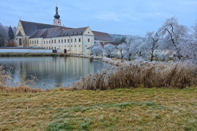 Stift Geras in winterlicher Stimmung | Foto: erikzunec  - stock.adboe.com