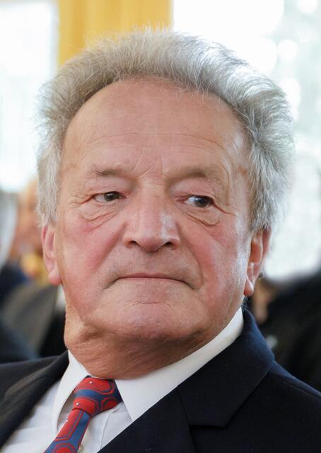 Geistl. Rat Adolf Höfler, em. Pfarrer von St. Johann ob Hohenburg und nach wie vor seelsorglich aktiv, feiert am 14. Februar seinen 80. Geburtstag. | Foto: Neuhold