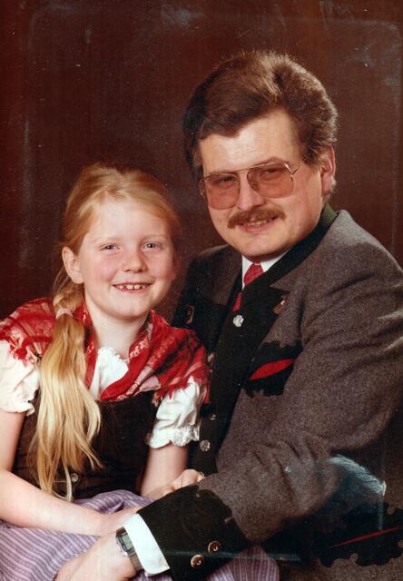 Monica mit ihrem Vater Robert | Foto: Privat