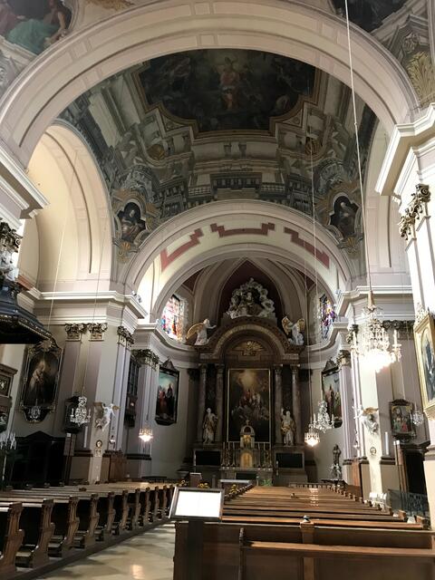 Innenraum der Pfarrkirche St. Laurenz am Schottenfeld. | Foto: Sophie Lauringer