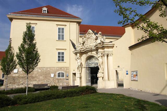 Warum das Verhältnis zwischen Kirche und Arbeiterschaft in Österreich nicht immer konfliktfrei war, erläutert Universitätsprofessor Martin Jäggle am 21. September im Bildungszentrum St. Bernhard in Wiener Neustadt. | Foto: SONNTAG-Archiv