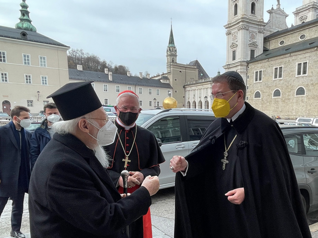 Begrüßung am Kapitelplatz in Salzburg. | Foto: RB/eds