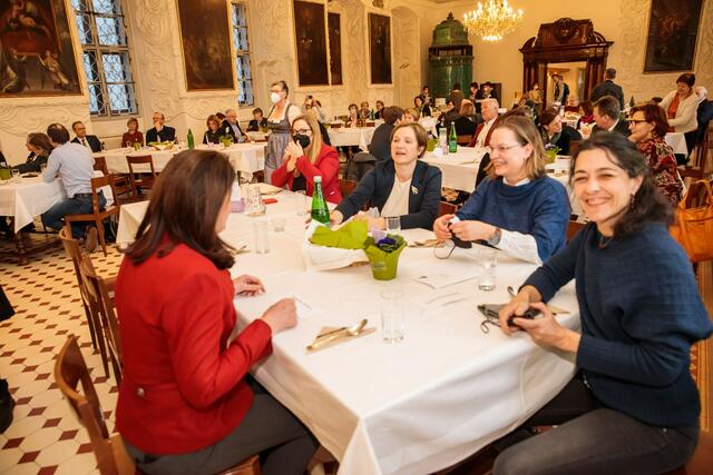 Fastensuppenessen im Barocksaal | Foto: Neuhold
