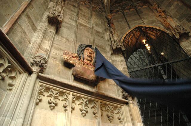 Eine Skulptur der 1998 seliggesprochenen Ordensfrau Restituta Kafka wurde in der Barbarakapelle des Stephansdoms im Mai 2009 enthüllt. Das Kunstwerk stammt von Alfred Hrdlicka (1928-2009). | Foto: Markus A. Langer