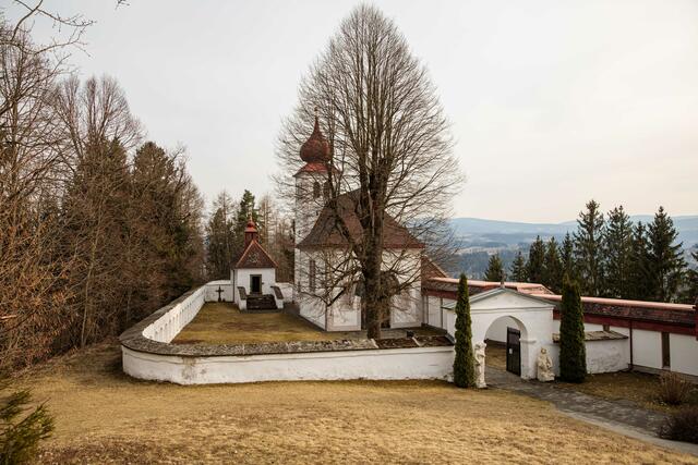 Auf dem Heiligen Berg, einem traditionellen religiösen Ort bei Bärnbach, wurde am 12. September 1976 der Hl.-Kreuz-Karmel eingeweiht und mit sechs Schwestern besiedelt. | Foto: Neuhold