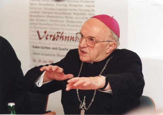 Bischof Johann Weber prägte das Klima des Dialogs mit und war einer der Gastgeber der Versammlung 1997 in Graz. | Foto: Sommer