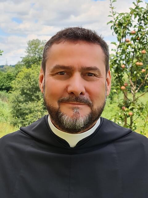 Pater Dominic Sadrawetz OSA, 1966 in Wasserburg 
am Inn (Bayern)  geboren, ist Prior des 
Augustinerklosters in Wien und wirkt u. a. als Seelsorger. | Foto: Augustinerkonvent Wien