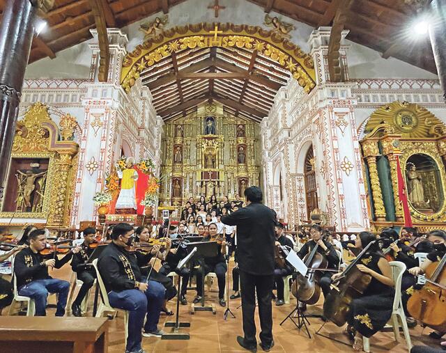 Die Jesuiten brachten Barockmusik in die Reduktionen, die heute noch von Orchestern  bei Konzerten wie in der Kathedrale von San Ignacio (im Bild) aufgeführt werden. | Foto: RB/ibu