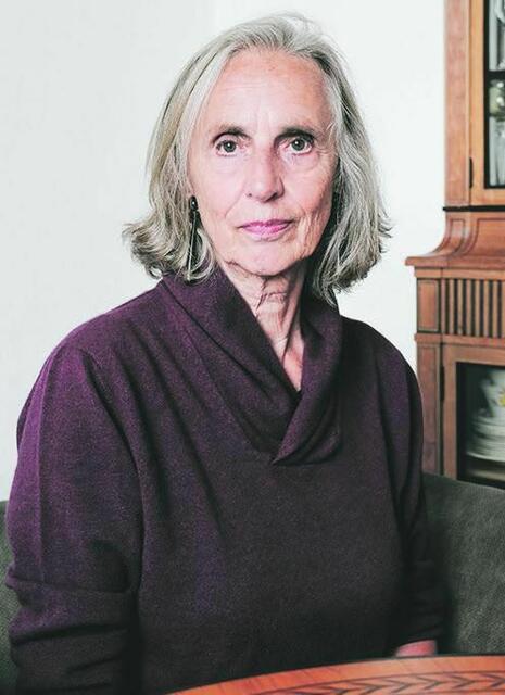 Die Historikerin Ingke Brodersen war Herausgeberin der politischen Buchreihe rororo aktuell und leitete ab 1990 den Verlag Rowohlt Berlin. | Foto: Ken Yamamoto