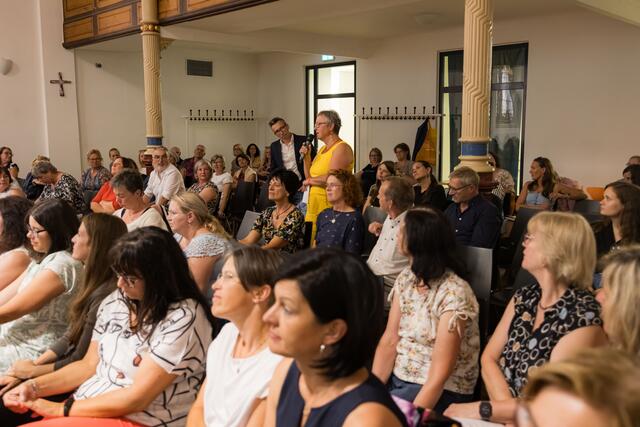 Vor dem Start ins neue Schuljahr freuen sich die Religionslehrenden über neue Impulse und frohe Gemeinschaft. | Foto: Neuhold