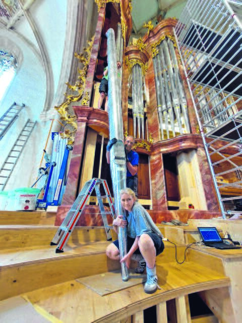 Die neue Domorgel begeistert. Am 26. November wurde die neue Domorgel geweiht und erklang zum ersten Mal. Mehr als 4000 Orgel-pfeifen wurden zum neuen Pfeifenwerkgebilde der Grazer Domorgel arrangiert und im Zuge der Reorganisation vielfach neu gestaltet. | Foto: Christian Brunnthaler