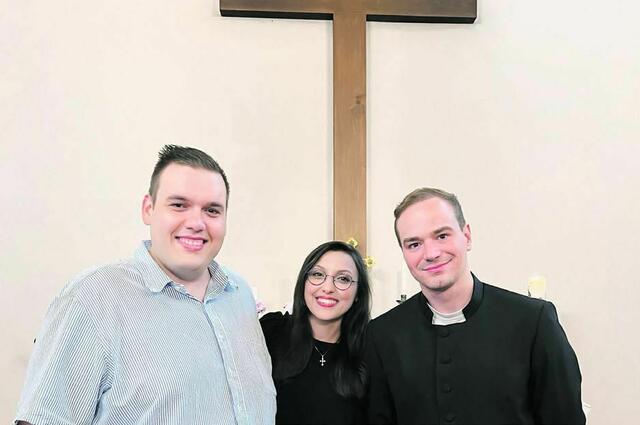 Eisenstadt, evangelische Kirche. Parisa Weber präsentierte Kraft und Schönheit des neuen geistlichen Liedtums.
