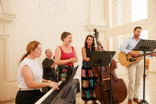 Die "Cover Girls" begleiteten die Feier musikalisch. | Foto: Gerd Neuhold - Sonntagsblatt für Steiermark