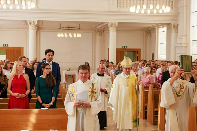 Bischof Wilhelm Krautwaschl feierte einen Gottesdienst mit den ReligionslehrerInnen in der Kirche des Augustinums in Graz. | Foto: Gerd Neuhold - Sonntagsblatt für Steiermark