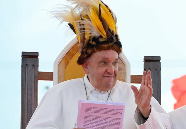Obwohl 90 Prozent der Einwohner Papua-Neuguineas Christen sind, spielen Magie und Hexerei eine große Rolle. Der Papst sprach die Verfolgung von Frauen als Hexen an.  | Foto: KNA