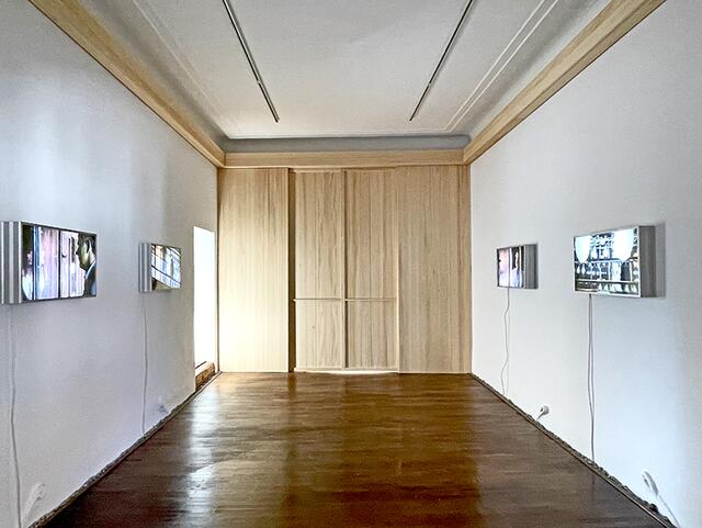 Als Lichtfigur ist der Künstler in fünf Filmen zu sehen (K13–K17). In K13 aktivierte er eine ehemalige Lampenversuchsstation in Zagreb.