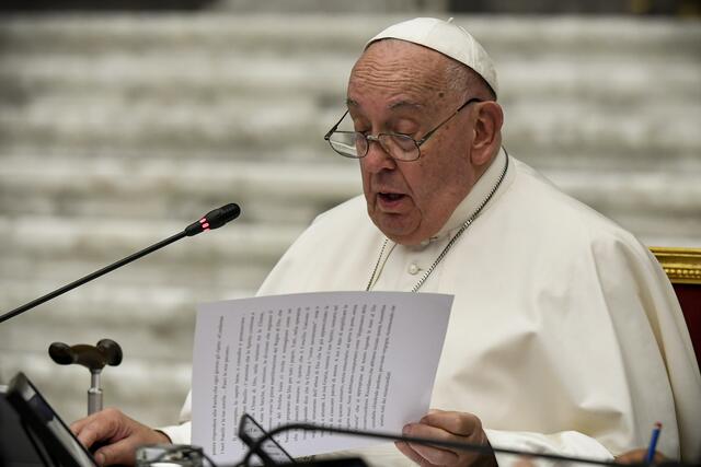 Papst Franziskus denkt in seiner vierten Enzyklika „über die menschliche und göttliche Liebe des Herzens Jesu“ nach. | Foto: KNA