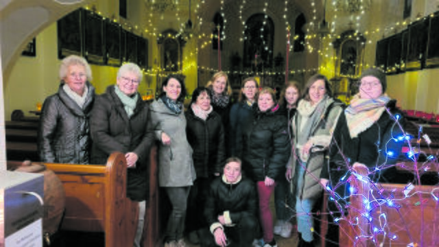 Unter dem Motto „Farben  – und deren Wirkung“ wurden in Großau verschiedenfarbige Stationen aufgebaut, die zum Nachdenken anregen sollten. 
 | Foto:  Anneliese Kernstock