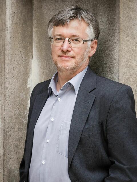 Hans Schelkshorn ist Professor am Institut für interkulturelle Religionsphilosophie und Vorstand des Instituts für Christliche Philosophie der Katholisch-Theologischen Fakultät an der Universität Wien | Foto: Universität Wien/der Knopfdruecker