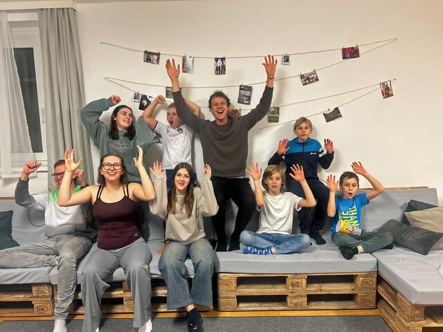 Die Gruppe mit Leiter Tim Wagner (zwei Teilnehmende sind nicht am Foto) | Foto: Samantha Hornik