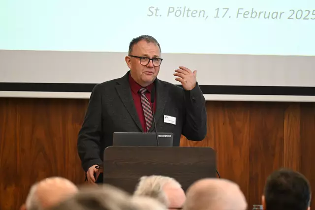 Rudi Hörschläger, Direktor des Bildungshauses St. Hippolyt | Foto: Martina Bender