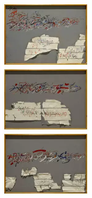 Spuren nabatäischer Schriftzeichen waren der Ausgangspunkt für das typische Verhältnis von Schrift und Bild in den Bildern Josef Finks: Ab 1982. | Foto: Johannes Rauchengerger