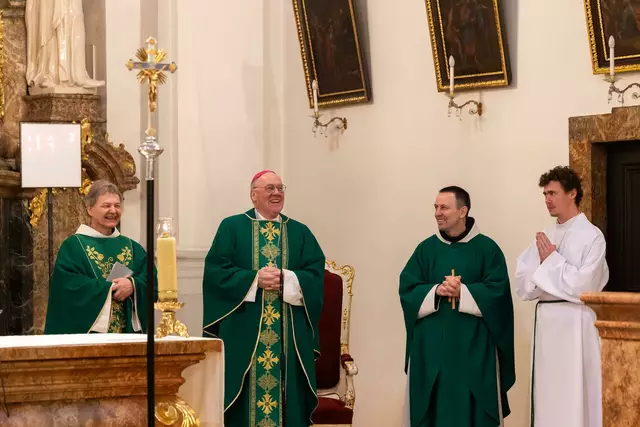 Hoffnungsmesse in der Franziskanerkirche mit Bischof Alois Schwarz | Foto: Ruth Brozek/Diözese St. Pölten