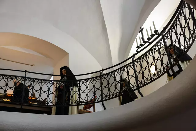 Nicht um aus der Welt zu fliehen, sondern um die Welt vor Gott zu tragen, komme man ins Kloster, sagte die Karmelitin Edith Stein. | Foto: Neuhold