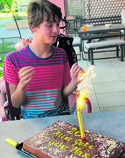Max feiert seinen 20. Geburtstag in der WG. | Foto: privat