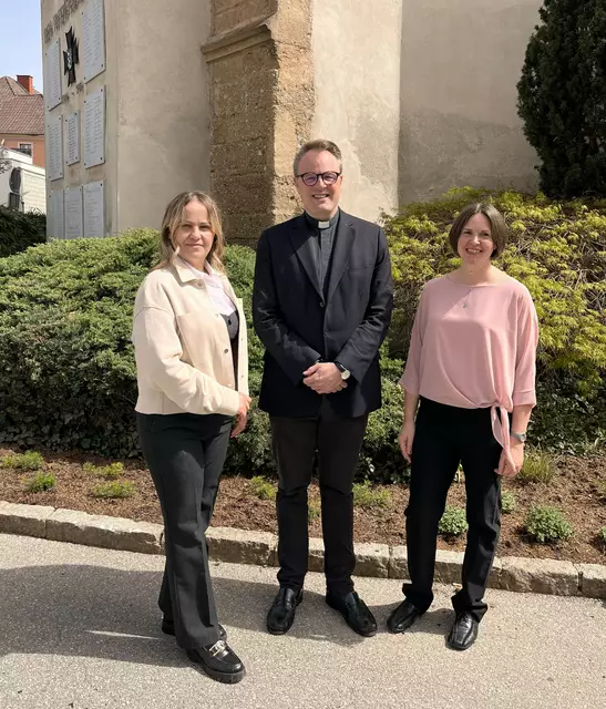 Das Seelsorgeraum-Führungsteam im SR Bruck an der Mur besteht aus (v. l.) Borka Simunic als Handlungsbevollmächtigte für Pastoral, Propst und Pfarrer Pater Clemens Grill OSB, als Leiter des Seelsorgeraums und Karla Jöstl-Schmerda als Handlungsbevollmächtigte für Verwaltung. | Foto: privat