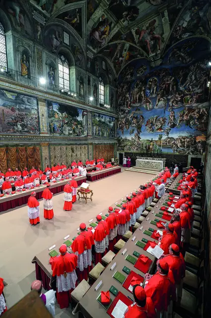 Am 12. März 2013 versammelten sich die Kardinäle zur Papstwahl in der Sixtinischen Kapelle, tags darauf wurde Franziskus gewählt  | Foto: R. Siciliani/KNA