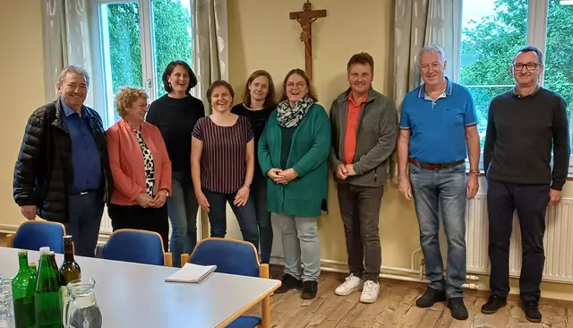 Die „Pfarrnachrichten für den Seelsorgeraum Kulm“ er-reichen fünfmal im Jahr alle Haushalte. Ein großes und engagiertes Team sorgt für interessante Inhalte und ansprechende Aufmachung. | Foto: Pußwald