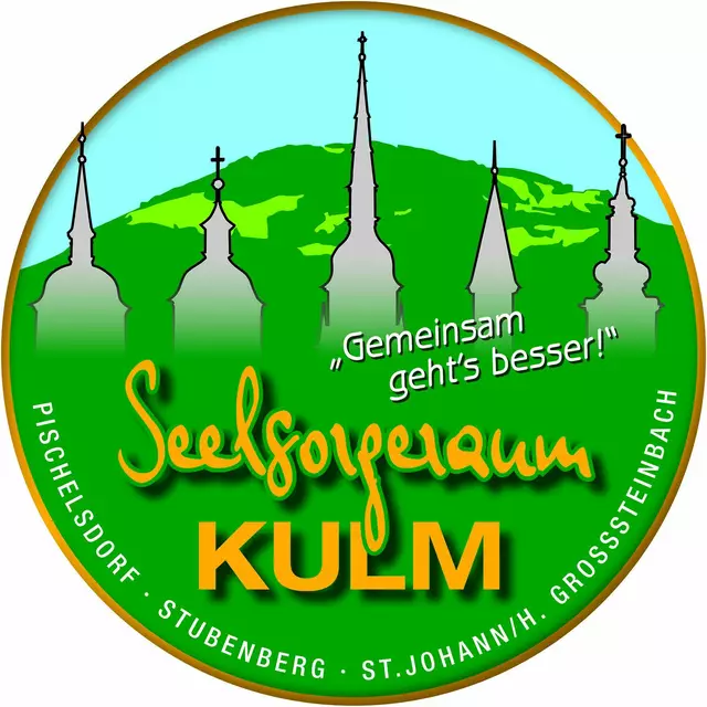 Auf dem Logo ist der für den Seelsorgeraum namensgebende Berg Kulm im Hintergrund zu sehen. Davor abgebildet sind die Kirchtürme der vier Pfarrkirchen sowie jener vom Wallfahrtsort Maria Fieberbründl.